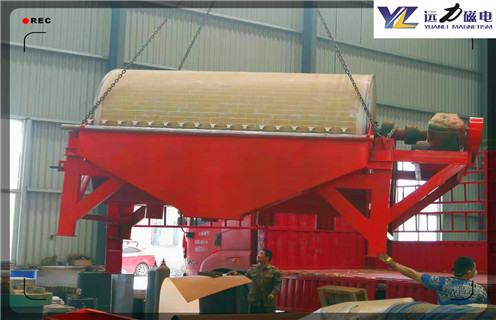 强磁滚筒磁选机，陕西强磁滚筒磁选机_小型河沙磁选机_水洗陕西强磁滚筒磁选机价格